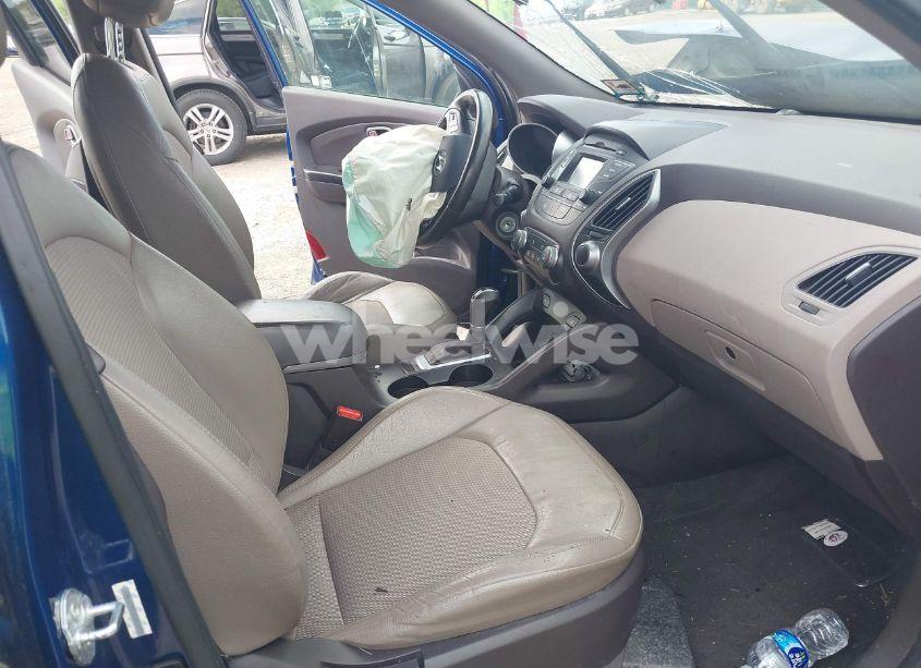 Photo 5 of 2014 Hyundai Tucson GLS/LIMITED/SE (VIN KM8JU3AG1EU823473)