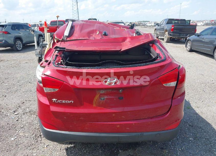 Photo 16 of 2014 Hyundai Tucson SE (VIN KM8JU3AG1EU882880)