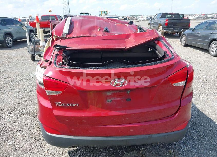 Photo 19 of 2014 Hyundai Tucson SE (VIN KM8JU3AG1EU882880)