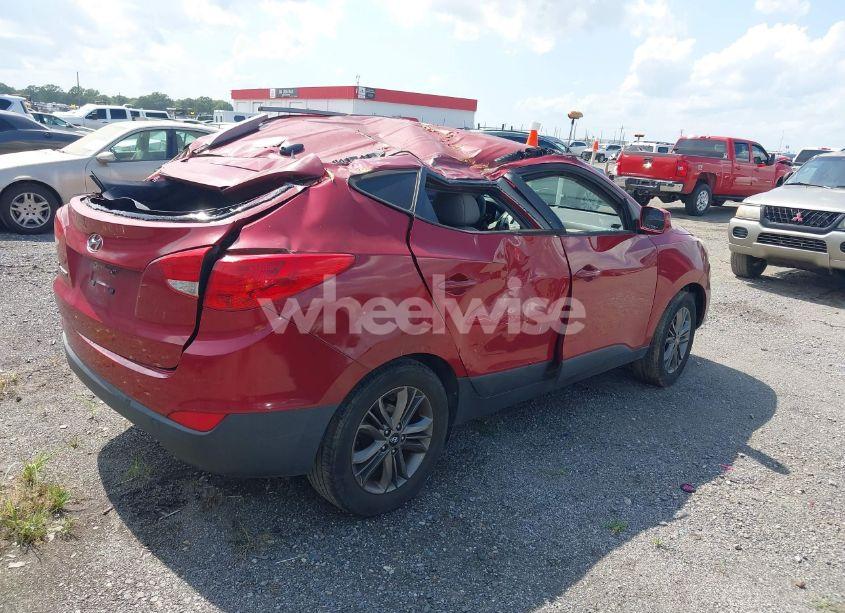 Photo 4 of 2014 Hyundai Tucson SE (VIN KM8JU3AG1EU882880)