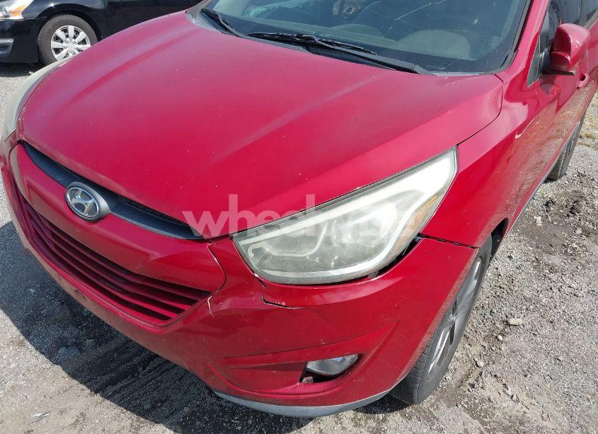 Photo 6 of 2014 Hyundai Tucson SE (VIN KM8JU3AG1EU882880)