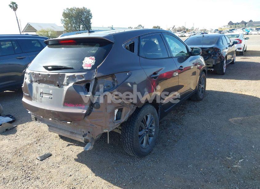 Photo 4 of 2014 Hyundai Tucson SE (VIN KM8JU3AG2EU871113)