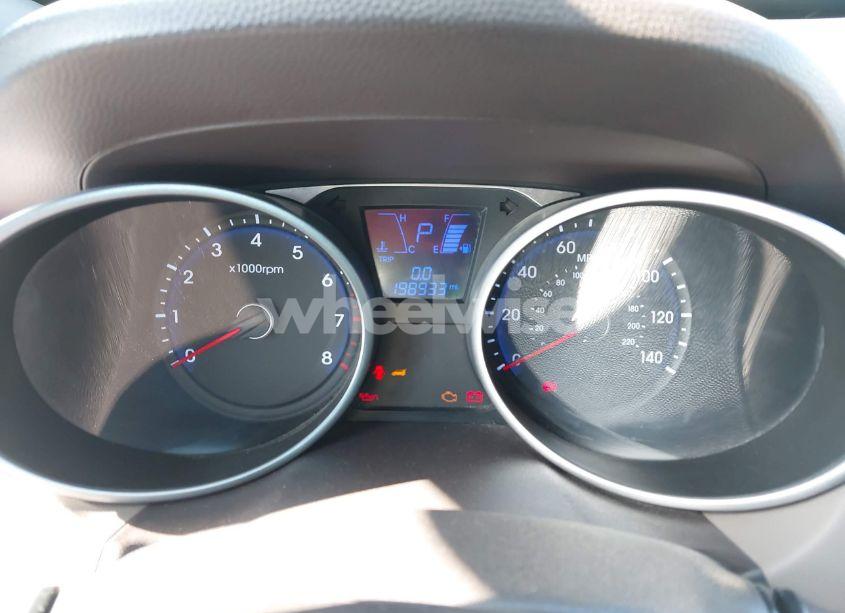 Photo 7 of 2014 Hyundai Tucson SE (VIN KM8JU3AG2EU871113)