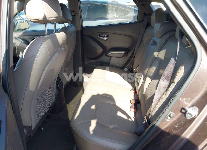 Photo 8 of 2014 Hyundai Tucson SE (VIN KM8JU3AG2EU871113)