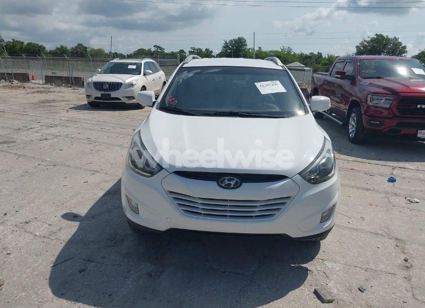 Photo 12 of 2014 Hyundai Tucson SE (VIN KM8JU3AG3EU795384)