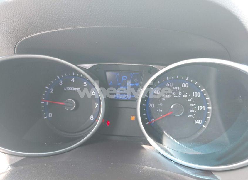 Photo 7 of 2014 Hyundai Tucson SE (VIN KM8JU3AG3EU795384)