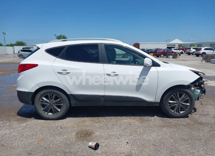 Photo 14 of 2014 Hyundai Tucson SE (VIN KM8JU3AG3EU800406)