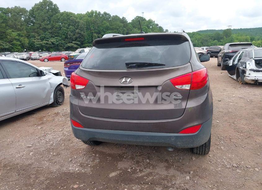 Photo 16 of 2014 Hyundai Tucson SE (VIN KM8JU3AG4EU863871)