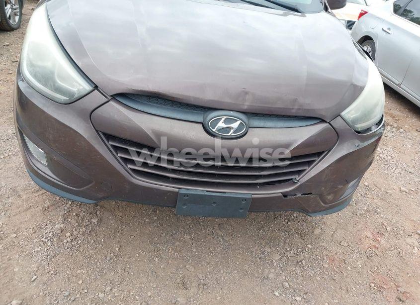 Photo 6 of 2014 Hyundai Tucson SE (VIN KM8JU3AG4EU863871)