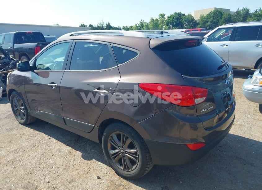 Photo 3 of 2014 Hyundai Tucson SE (VIN KM8JU3AG6EU895401)