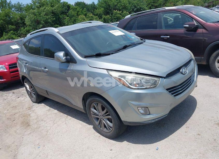 2015 Hyundai Tucson SE (VIN KM8JU3AG6FU015668) main photo