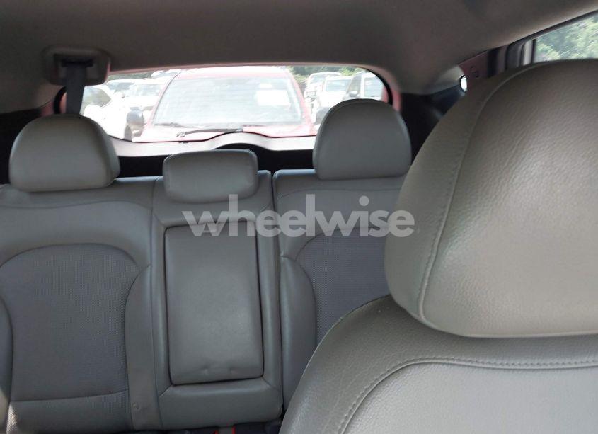 Photo 18 of 2015 Hyundai Tucson SE (VIN KM8JU3AG6FU015668)