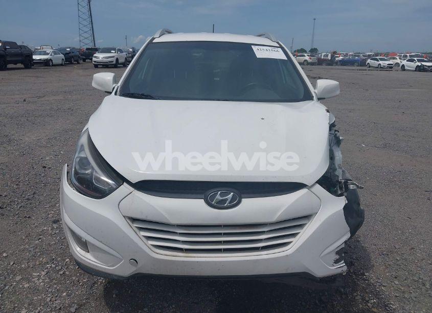 Photo 11 of 2015 Hyundai Tucson SE (VIN KM8JU3AG6FU103457)