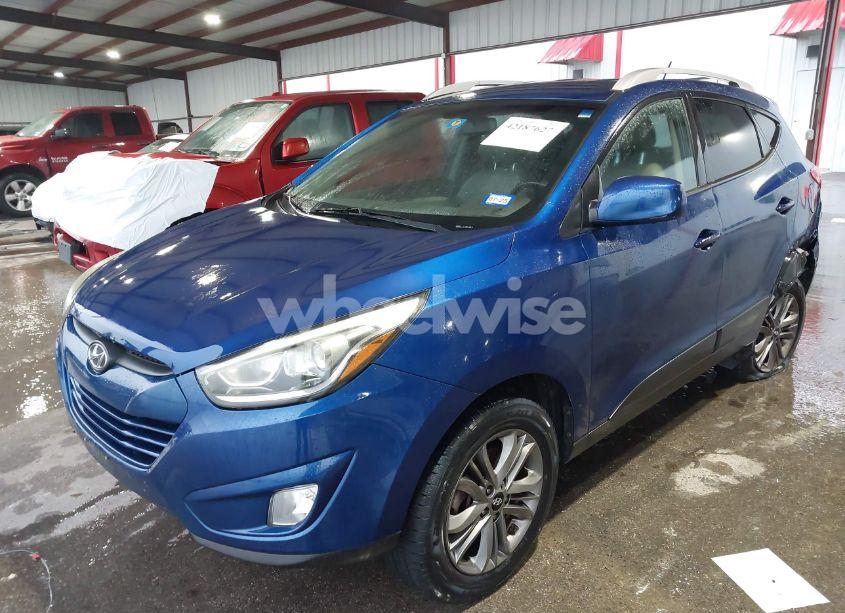 Photo 2 of 2014 Hyundai Tucson SE (VIN KM8JU3AG7EU822148)