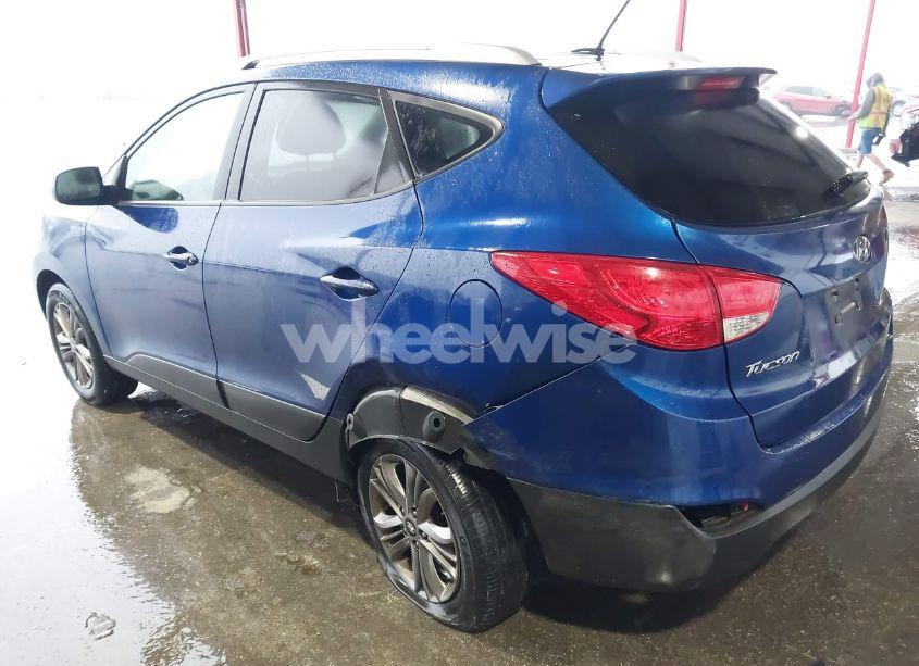 Photo 3 of 2014 Hyundai Tucson SE (VIN KM8JU3AG7EU822148)