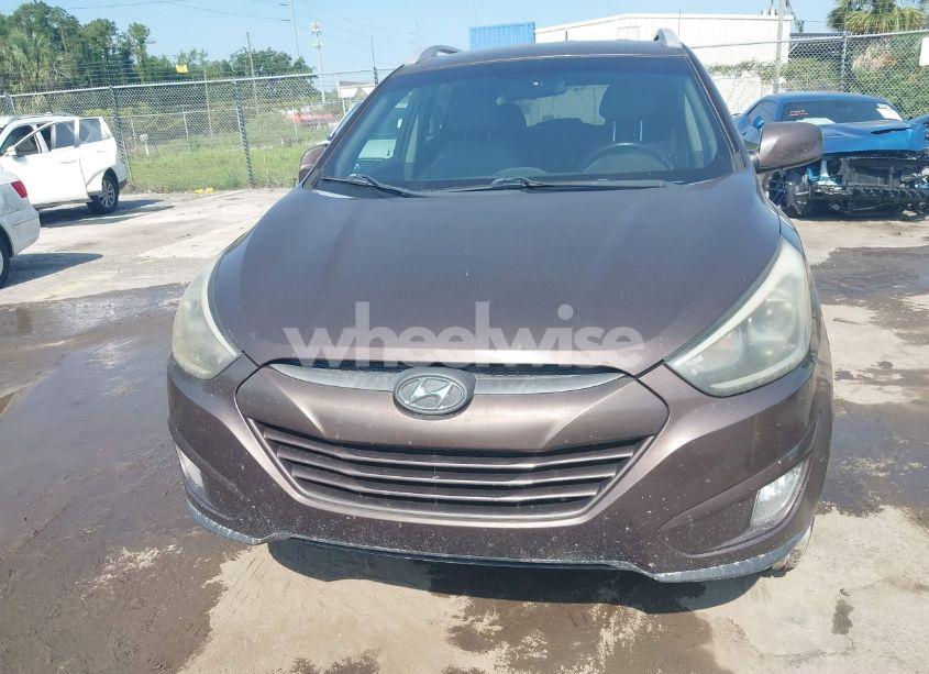 Photo 12 of 2014 Hyundai Tucson SE (VIN KM8JU3AG8EU825401)