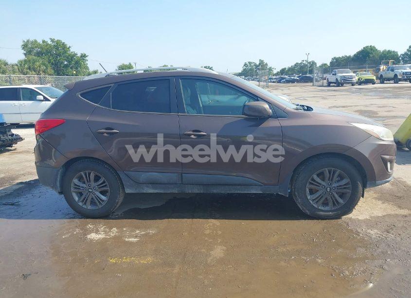 Photo 13 of 2014 Hyundai Tucson SE (VIN KM8JU3AG8EU825401)