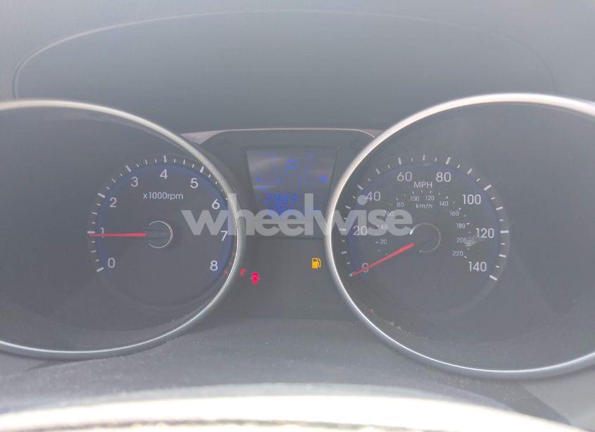 Photo 7 of 2014 Hyundai Tucson SE (VIN KM8JU3AG8EU825401)