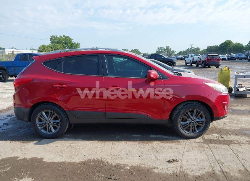 Photo 13 of 2015 Hyundai Tucson SE (VIN KM8JU3AG9FU106997)