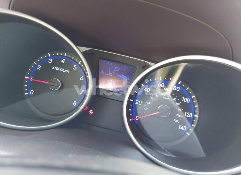 Photo 7 of 2015 Hyundai Tucson SE (VIN KM8JU3AG9FU106997)