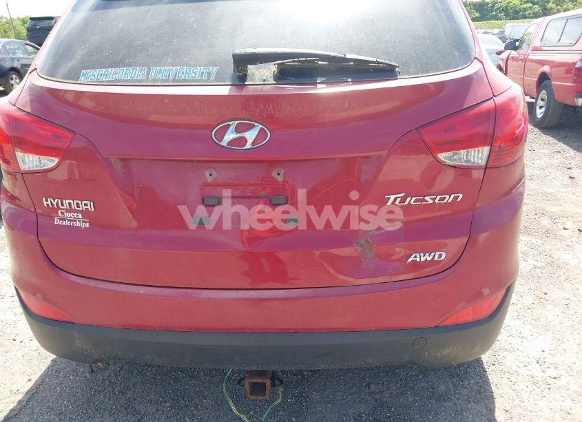 Photo 6 of 2011 Hyundai Tucson GLS (VIN KM8JUCAC0BU212326)