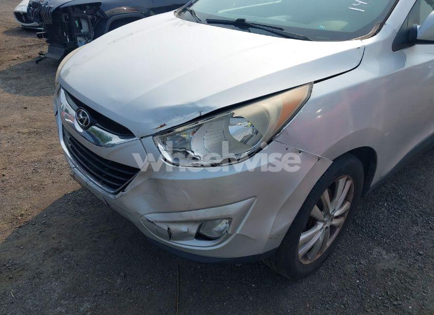 Photo 6 of 2011 Hyundai Tucson LIMITED (VIN KM8JUCAC1BU140942)