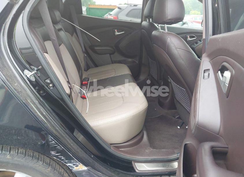 Photo 8 of 2012 Hyundai Tucson LIMITED (VIN KM8JUCAC1CU481842)