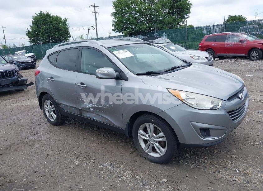 2012 Hyundai Tucson GLS (VIN KM8JUCAC2CU500429) main photo