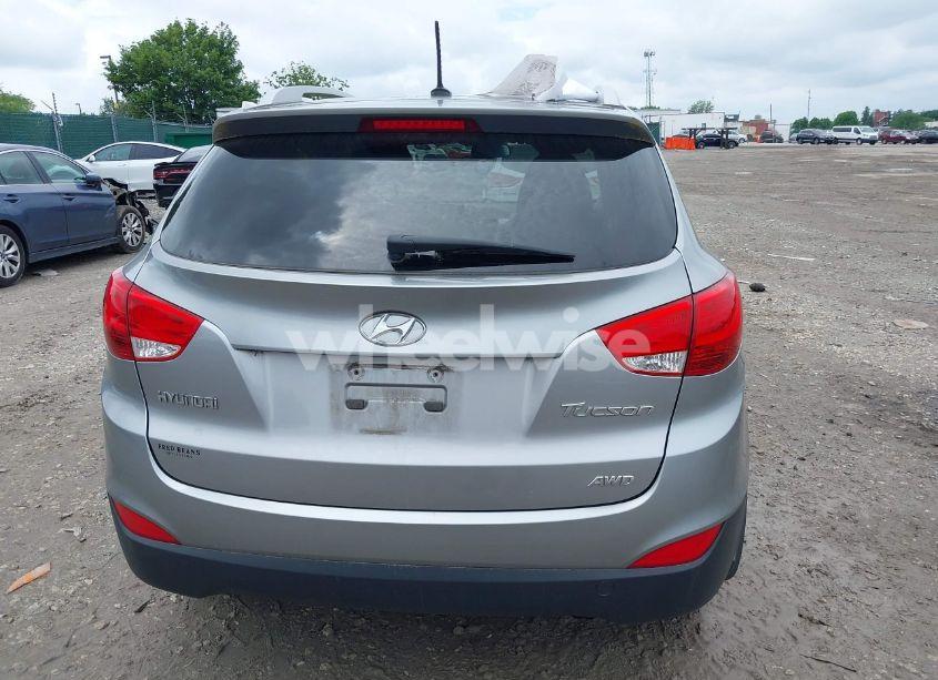 Photo 17 of 2012 Hyundai Tucson GLS (VIN KM8JUCAC2CU500429)