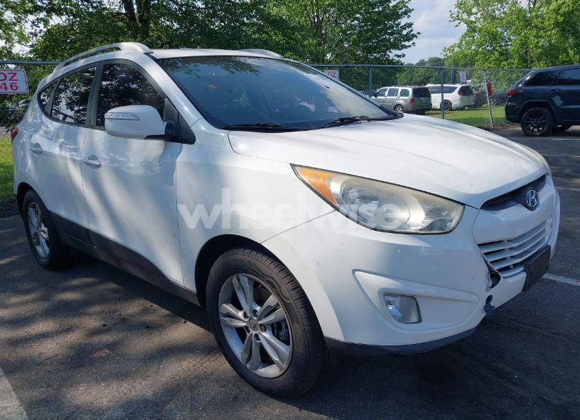 2013 Hyundai Tucson GLS (VIN KM8JUCAC2DU707338) main photo