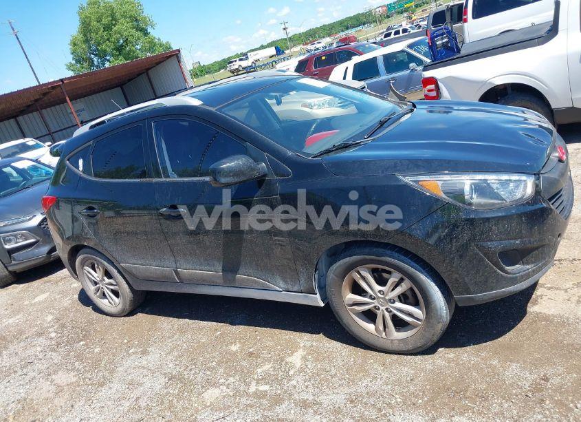 Photo 14 of 2011 Hyundai Tucson GLS (VIN KM8JUCAC3BU309469)