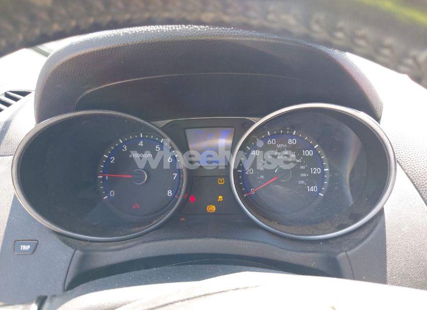 Photo 7 of 2011 Hyundai Tucson GLS (VIN KM8JUCAC3BU309469)