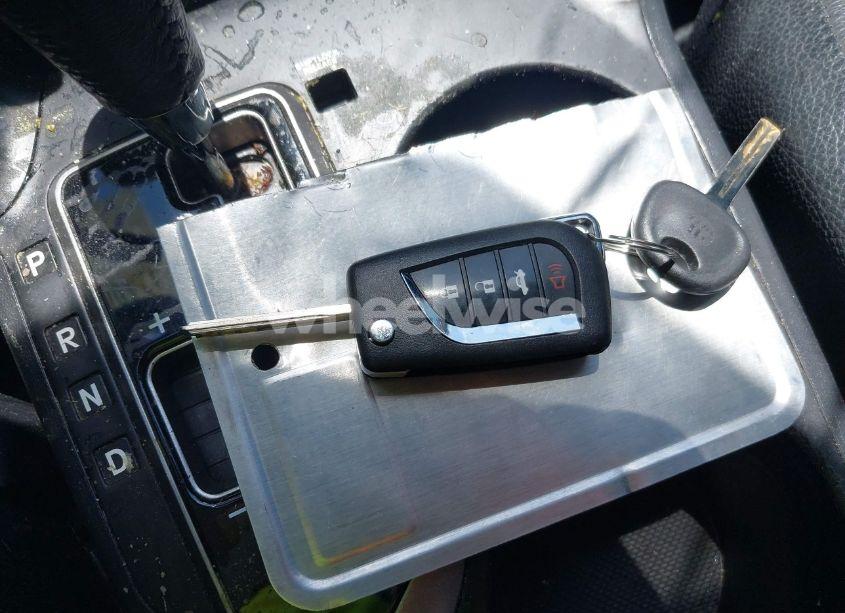 Photo 11 of 2012 Hyundai Tucson LIMITED (VIN KM8JUCAC3CU383119)