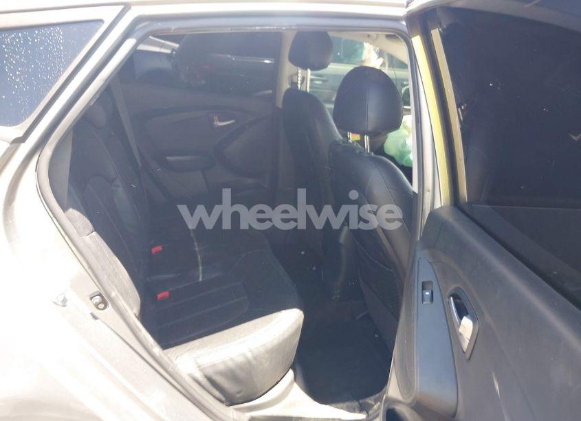 Photo 8 of 2012 Hyundai Tucson LIMITED (VIN KM8JUCAC3CU383119)