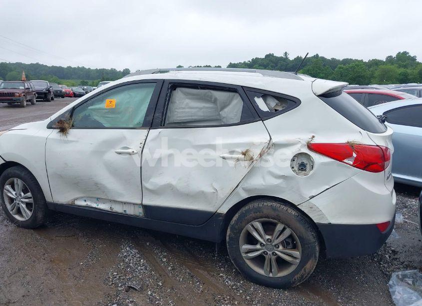 Photo 14 of 2012 Hyundai Tucson GLS (VIN KM8JUCAC3CU534265)