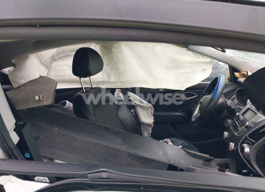 Photo 5 of 2012 Hyundai Tucson GLS (VIN KM8JUCAC3CU534265)