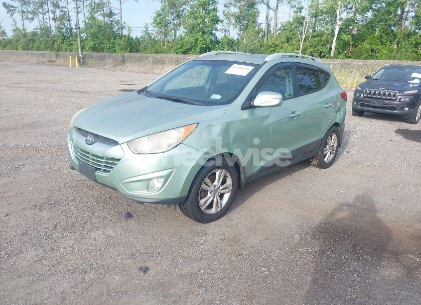 Photo 2 of 2013 Hyundai Tucson GLS (VIN KM8JUCAC3DU558454)