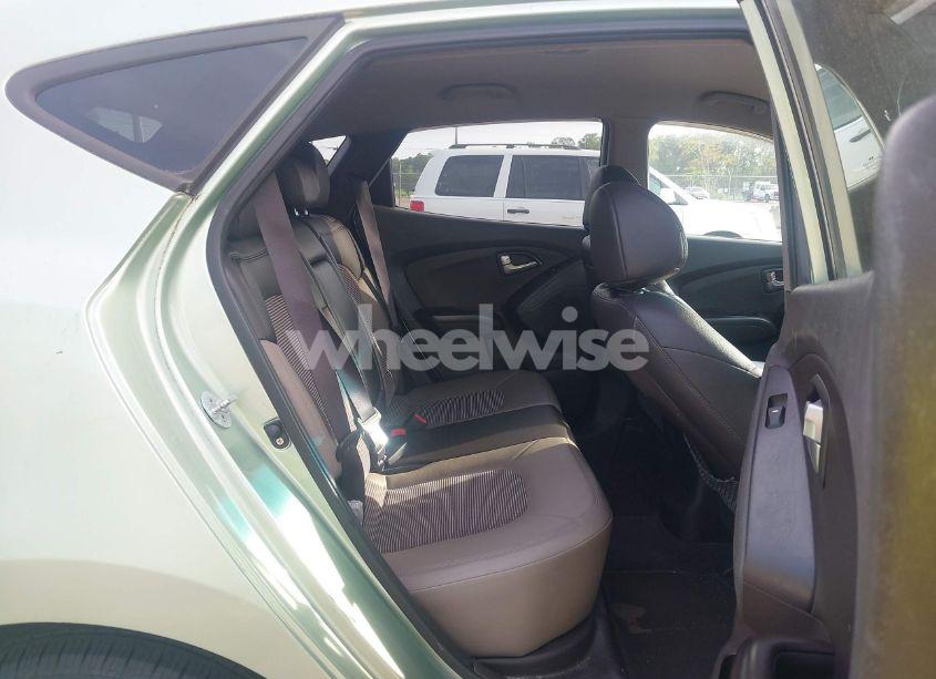 Photo 8 of 2013 Hyundai Tucson GLS (VIN KM8JUCAC3DU558454)