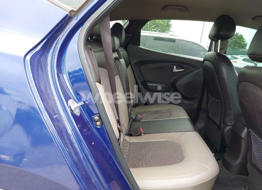 Photo 8 of 2013 Hyundai Tucson GLS (VIN KM8JUCAC3DU559913)