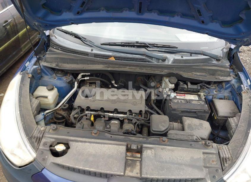 Photo 10 of 2010 Hyundai Tucson GLS (VIN KM8JUCAC4AU081853)