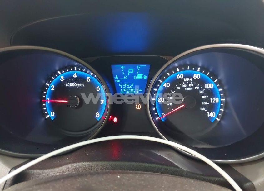 Photo 7 of 2012 Hyundai Tucson GLS (VIN KM8JUCAC6CU380053)