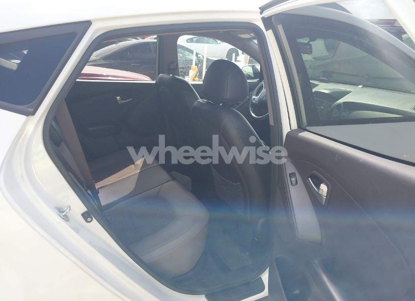 Photo 8 of 2012 Hyundai Tucson GLS (VIN KM8JUCAC6CU430515)