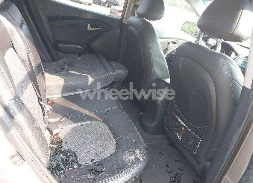 Photo 8 of 2013 Hyundai Tucson GLS (VIN KM8JUCAC6DU696442)