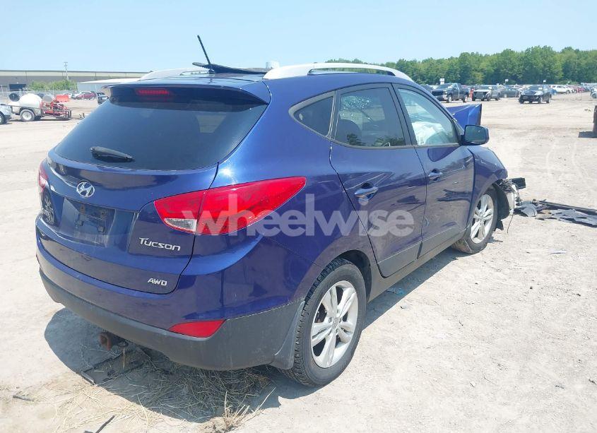 Photo 4 of 2011 Hyundai Tucson GLS (VIN KM8JUCAC7BU297777)