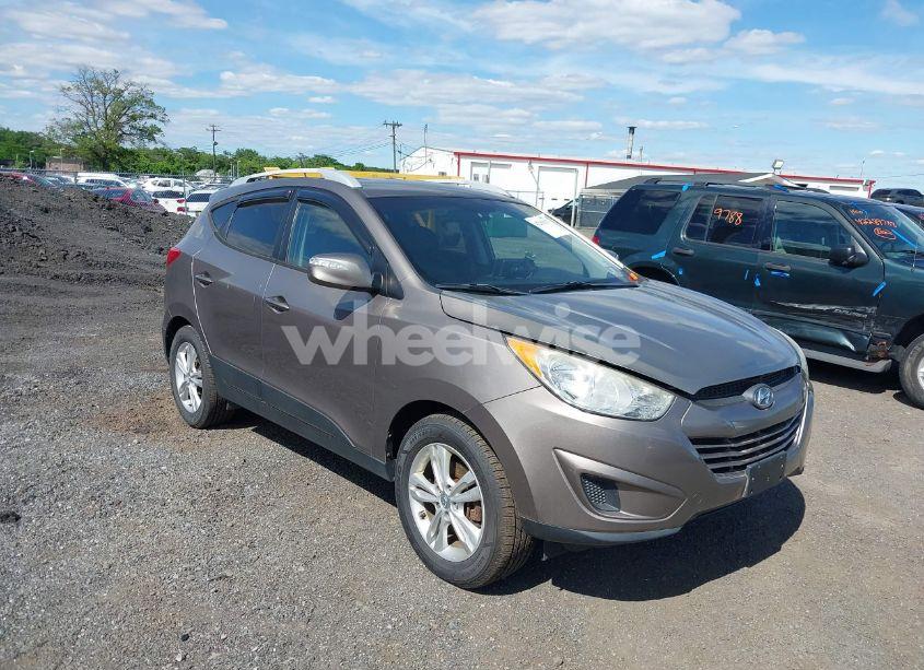 2012 Hyundai Tucson GLS (VIN KM8JUCAC7CU492540) main photo
