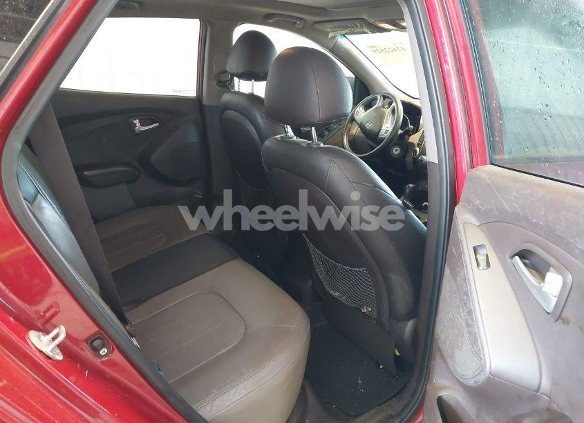 Photo 8 of 2012 Hyundai Tucson LIMITED (VIN KM8JUCAC7CU542739)