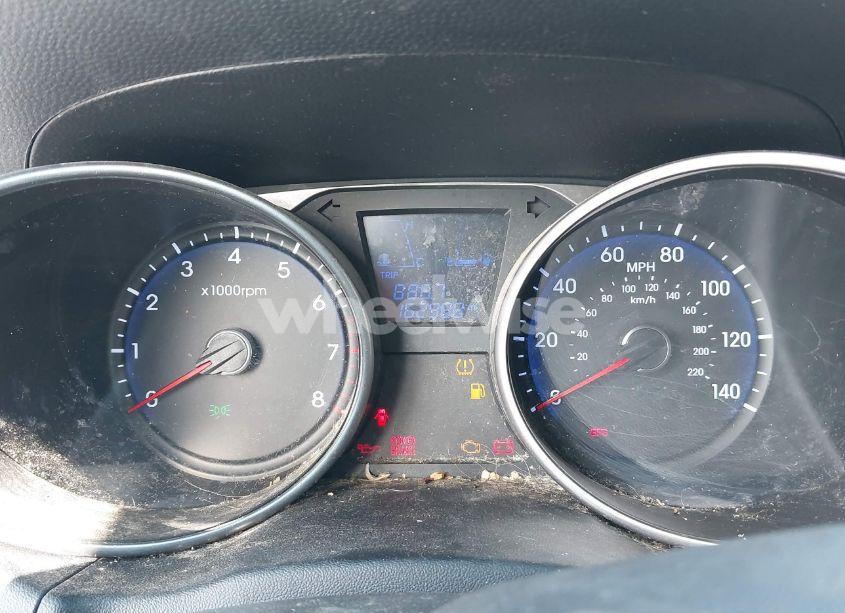 Photo 7 of 2010 Hyundai Tucson GLS (VIN KM8JUCAC8AU112036)