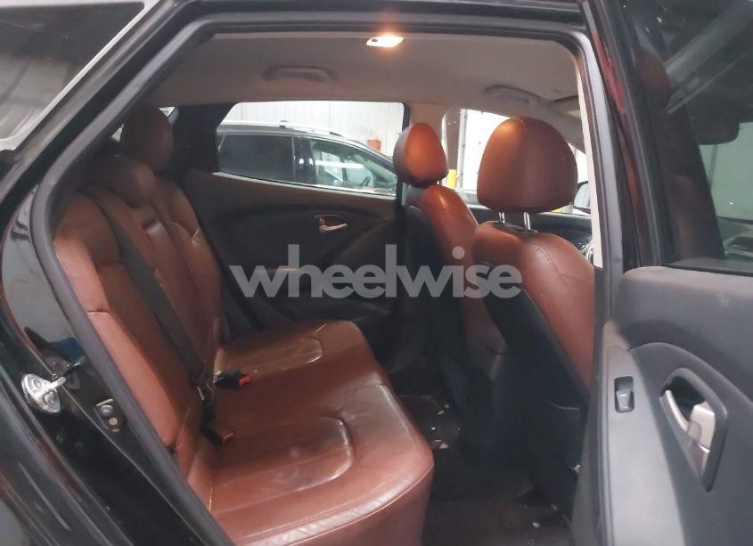 Photo 8 of 2011 Hyundai Tucson LIMITED (VIN KM8JUCAC8BU248541)