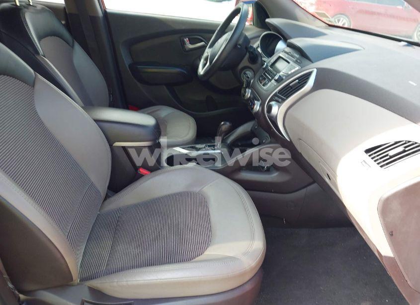 Photo 5 of 2013 Hyundai Tucson GLS (VIN KM8JUCAC9DU784224)