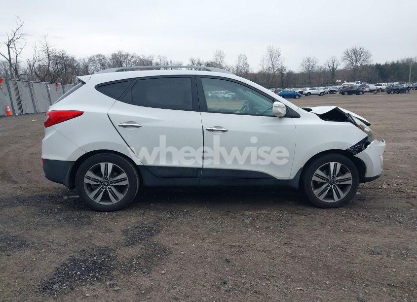 Photo 13 of 2014 Hyundai Tucson LIMITED (VIN KM8JUCAG1EU945945)